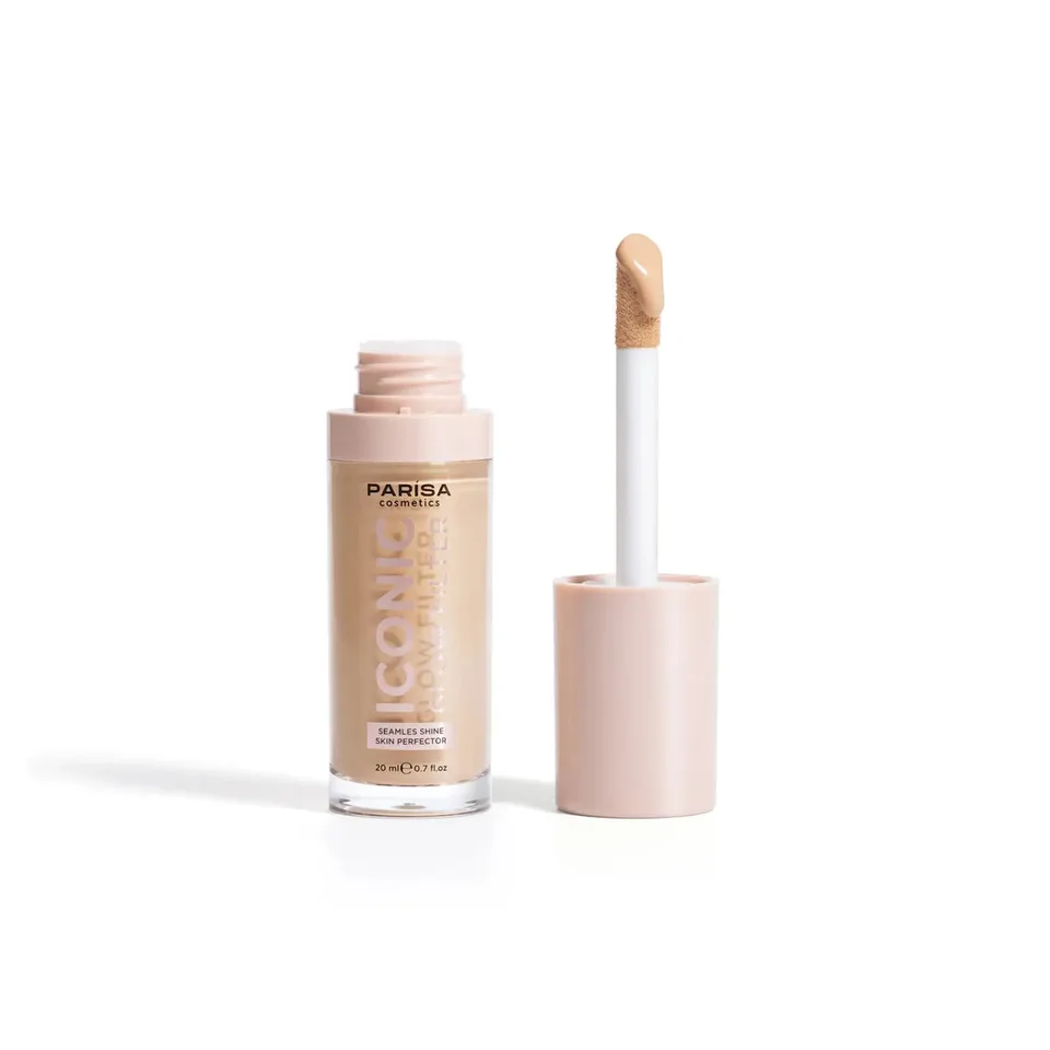 Parisa Cosmetics Тональна основа-флюїд з ефектом сяйва Iconic Glow Filter №3 Peachy Fair