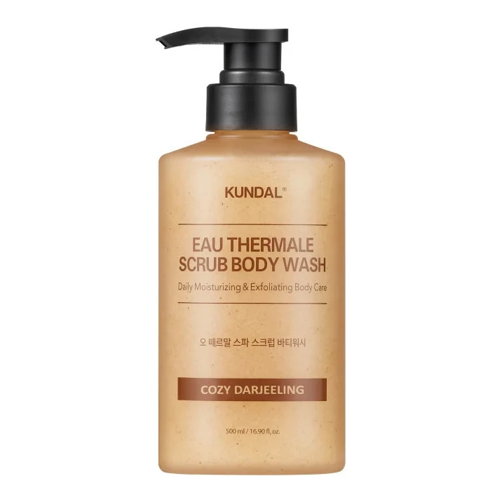 Kundal Eau Thermal Scrub Body Wash Cozy Darjeeling 500 мл