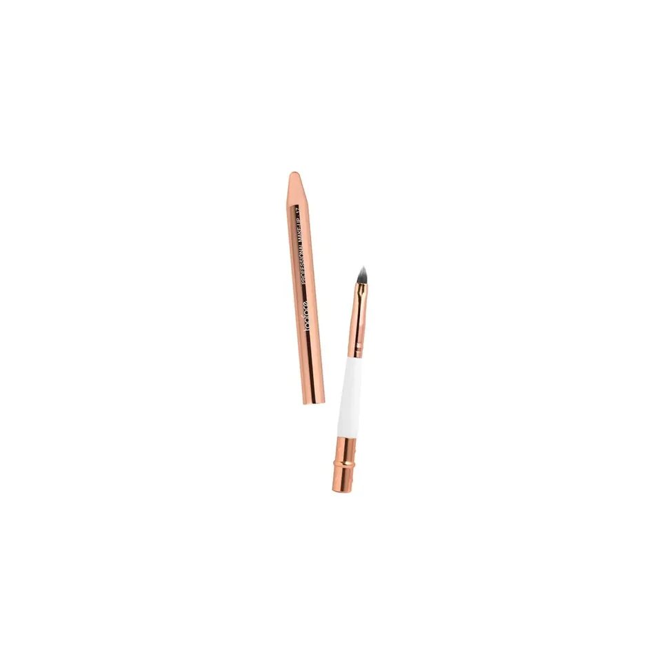 Topface Пензлик для губ Professional Make-UP